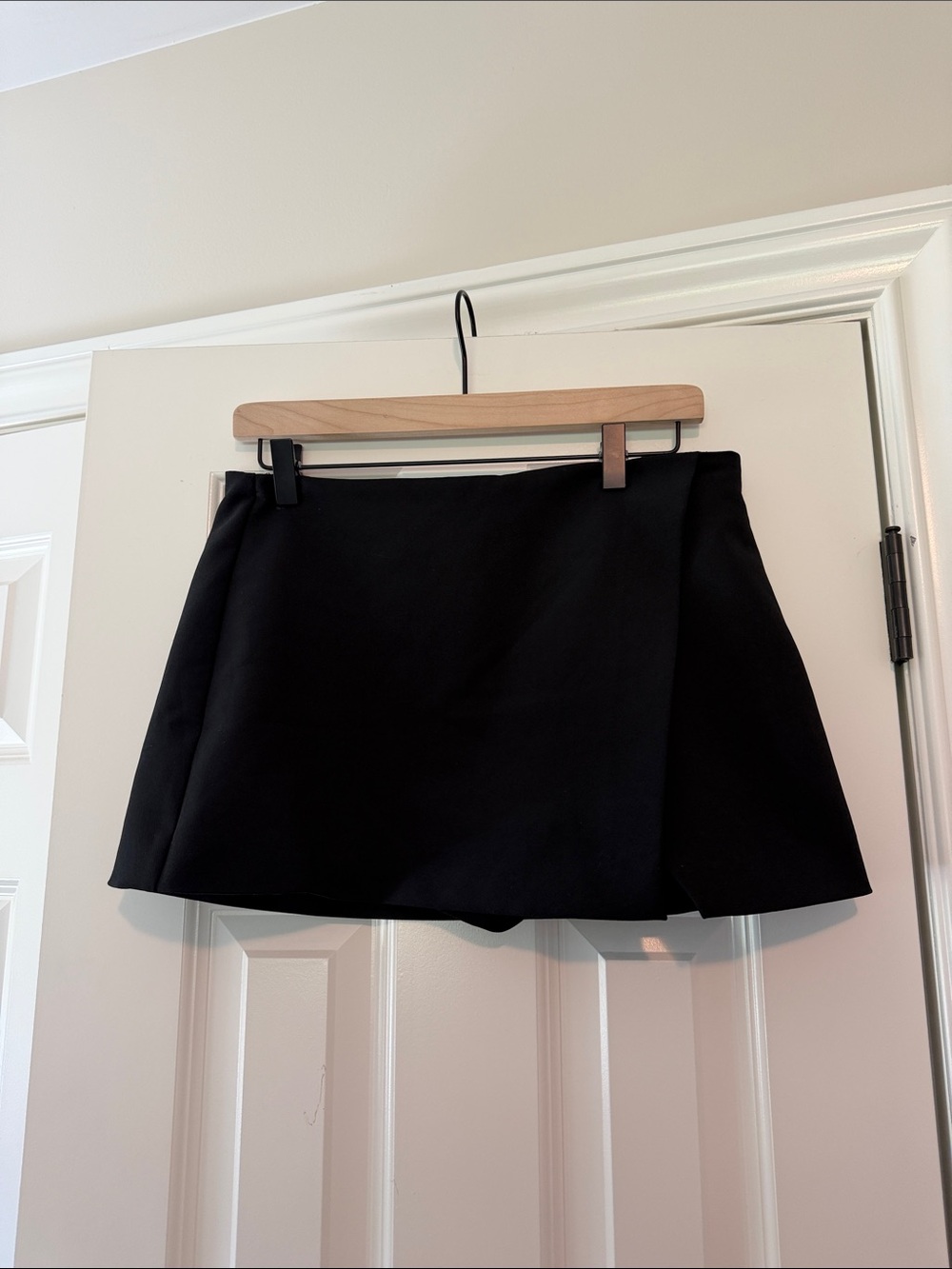 Zara Classic Black Skort